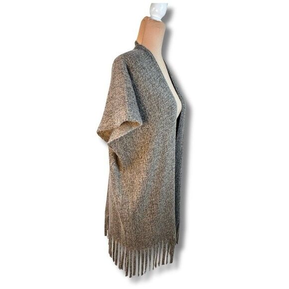 Roffe Accessories Fringed Open Front Cardigan Poncho Sweater Wrap Brown Soft - Picture 3 of 10